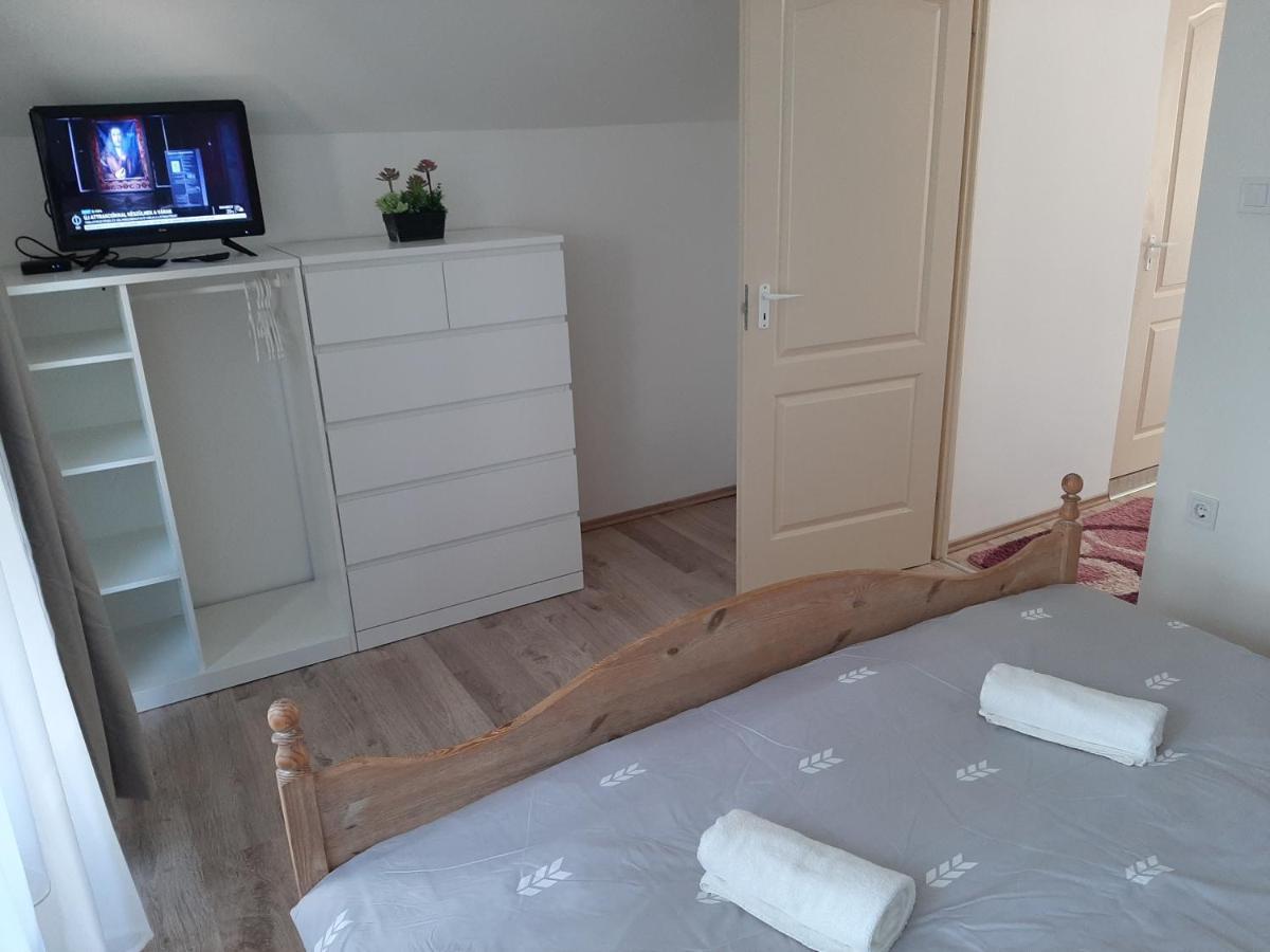 Nikolett Apartman Hajdúszoboszló Εξωτερικό φωτογραφία