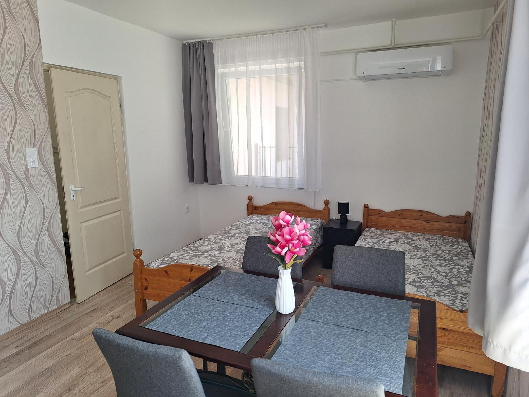 Nikolett Apartman Hajdúszoboszló Εξωτερικό φωτογραφία